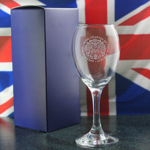 Engraved Commemorative Coronation of the King White Wine Glass Image 3